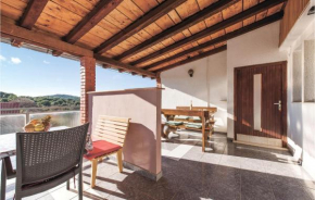 One-Bedroom Apartment in Jezera
